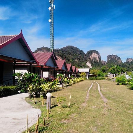 Phi Phi Coralbay Hotel Buitenkant foto