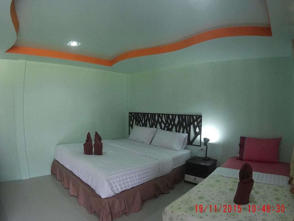 Phi Phi Coralbay Hotel Kamer foto