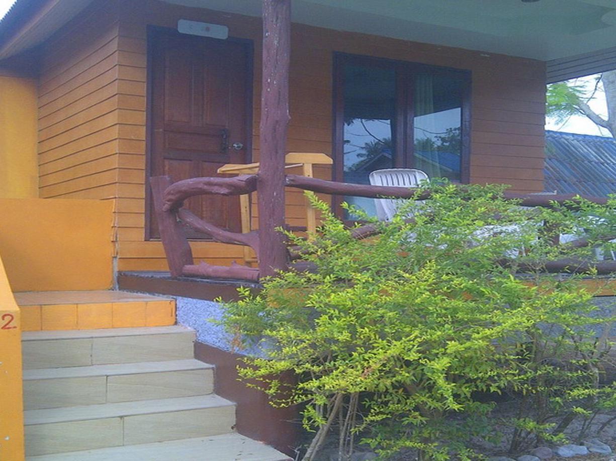 Phi Phi Coralbay Hotel Buitenkant foto