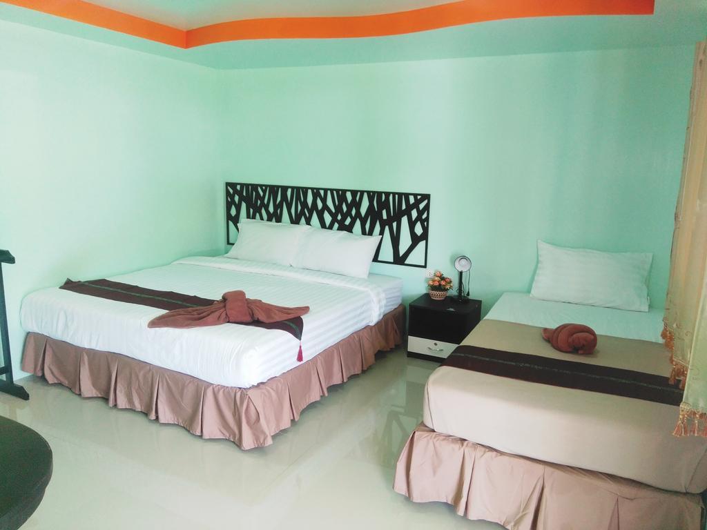 Phi Phi Coralbay Hotel Buitenkant foto