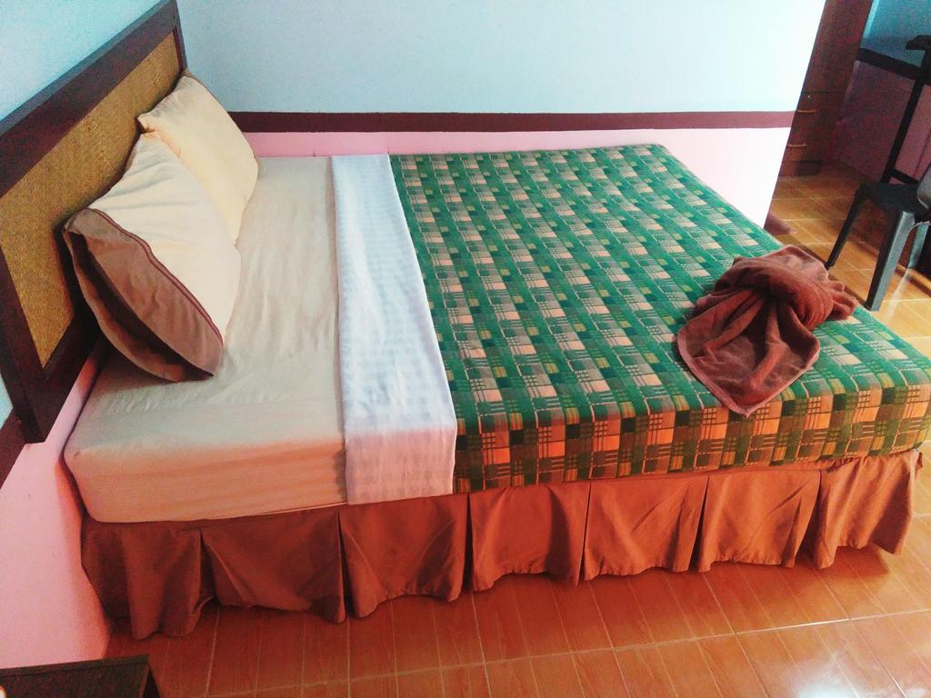 Phi Phi Coralbay Hotel Buitenkant foto