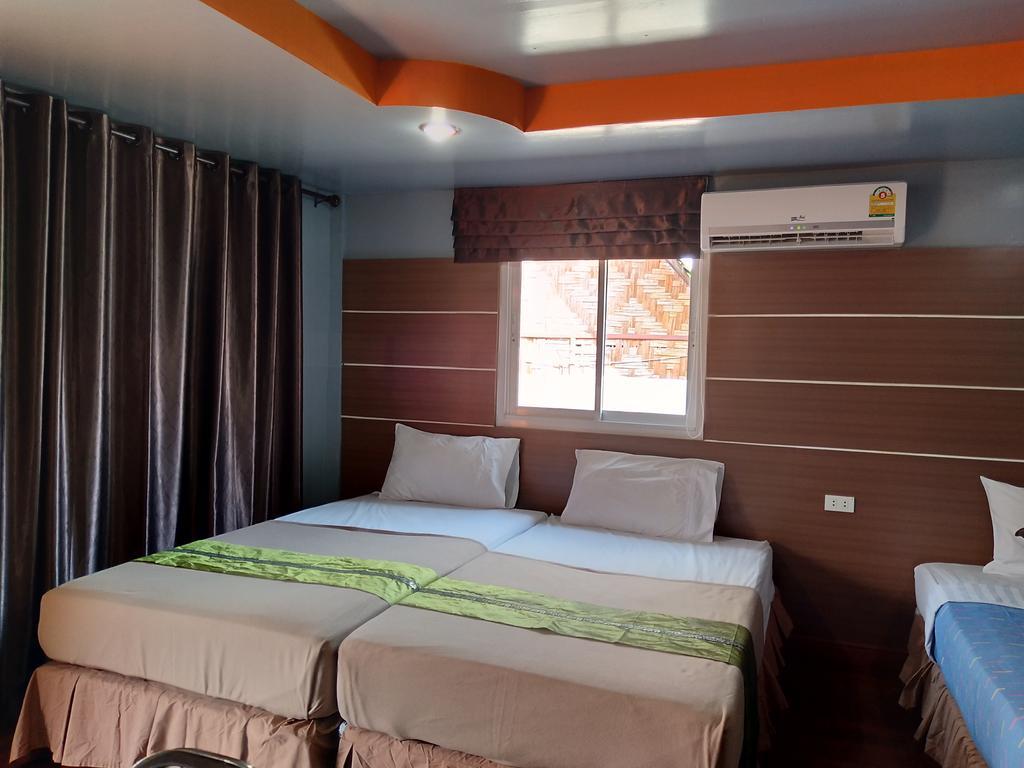 Phi Phi Coralbay Hotel Buitenkant foto