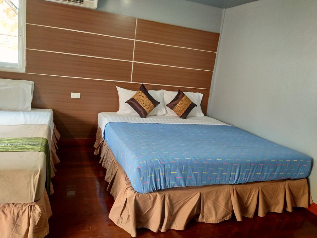 Phi Phi Coralbay Hotel Buitenkant foto