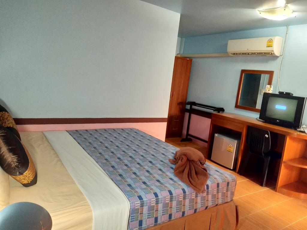 Phi Phi Coralbay Hotel Buitenkant foto